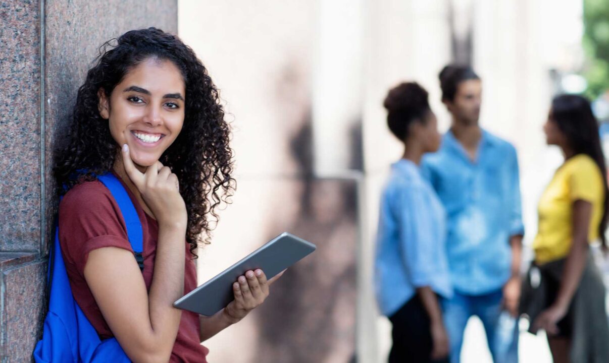 Mejores-lugares-para-estudiar-en-el-extranjero--Front